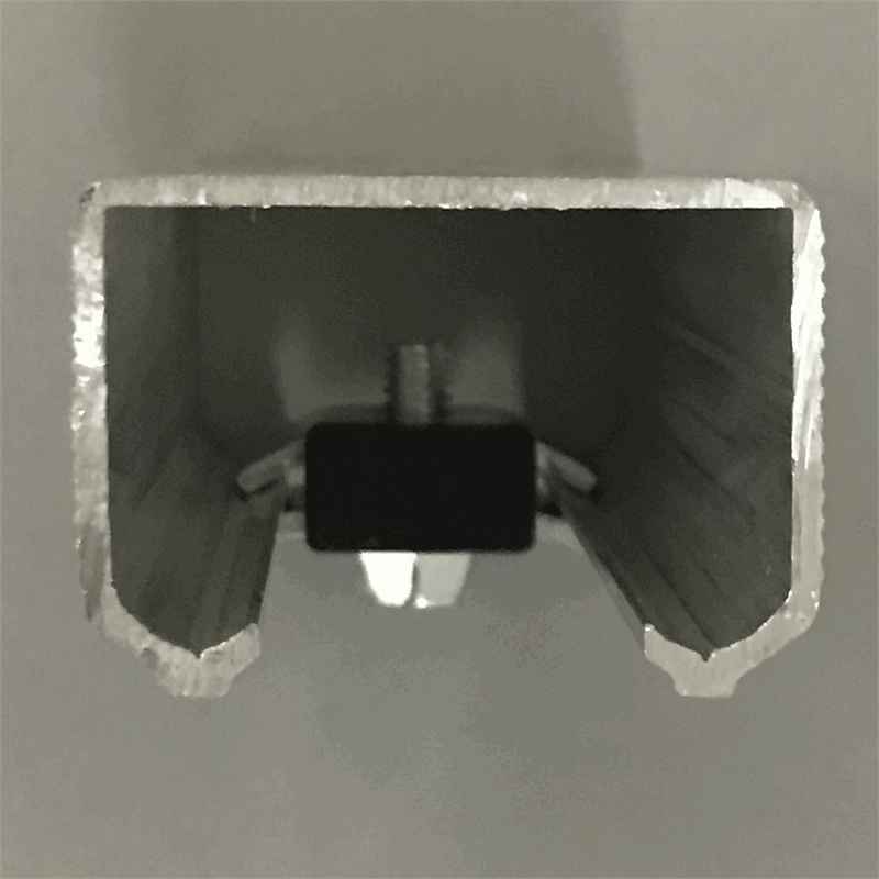 BP250-77 track side profile with hardware